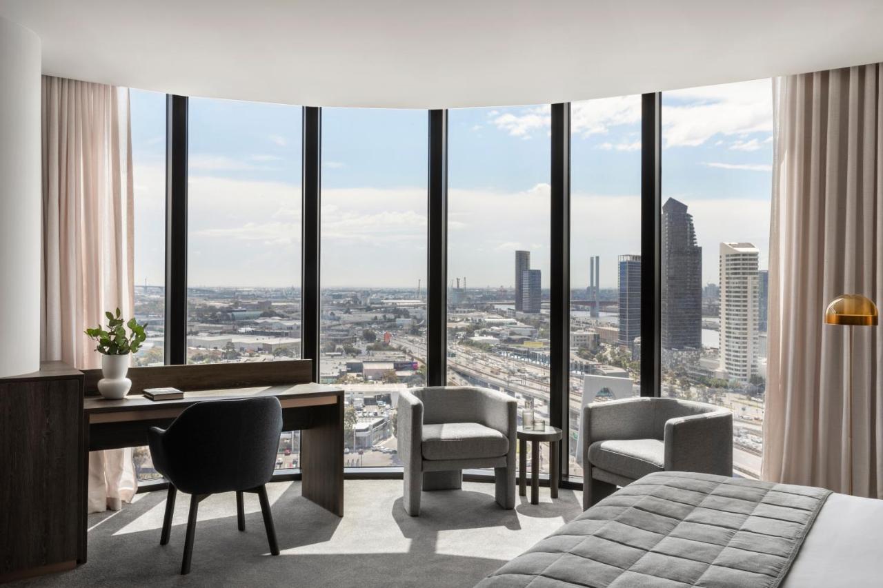 Oakwood Premier Melbourne Aparthotel Eksteriør bilde The view from a typical apartment